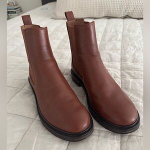 Madewell - Size 8 - The Benning Chelsea Boot (Women) in Warm Cinnamon
